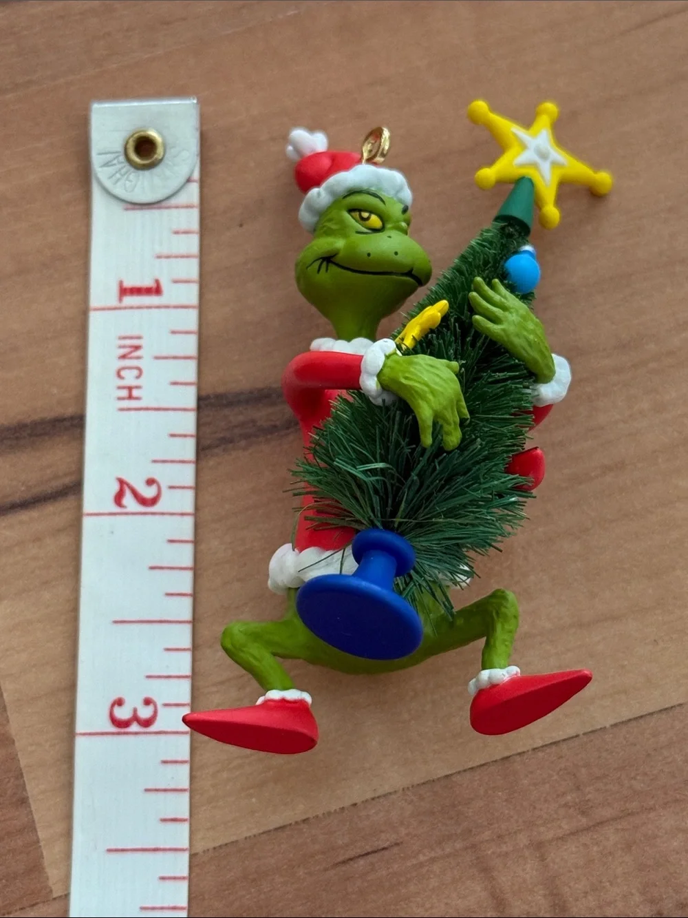 Vintage 2005 Hallmark Dr. Seuss Grinch Tree Napper At Work Christmas Ornament